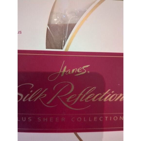 Hanes Plus Silk Reflections Silky Sheer Control Top, Size 3 Plus In Little Color - Picture 5 of 5